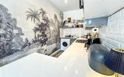 Gallery 02